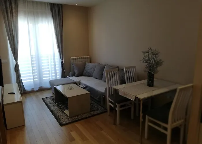 Апартаменты Lux Natasa *